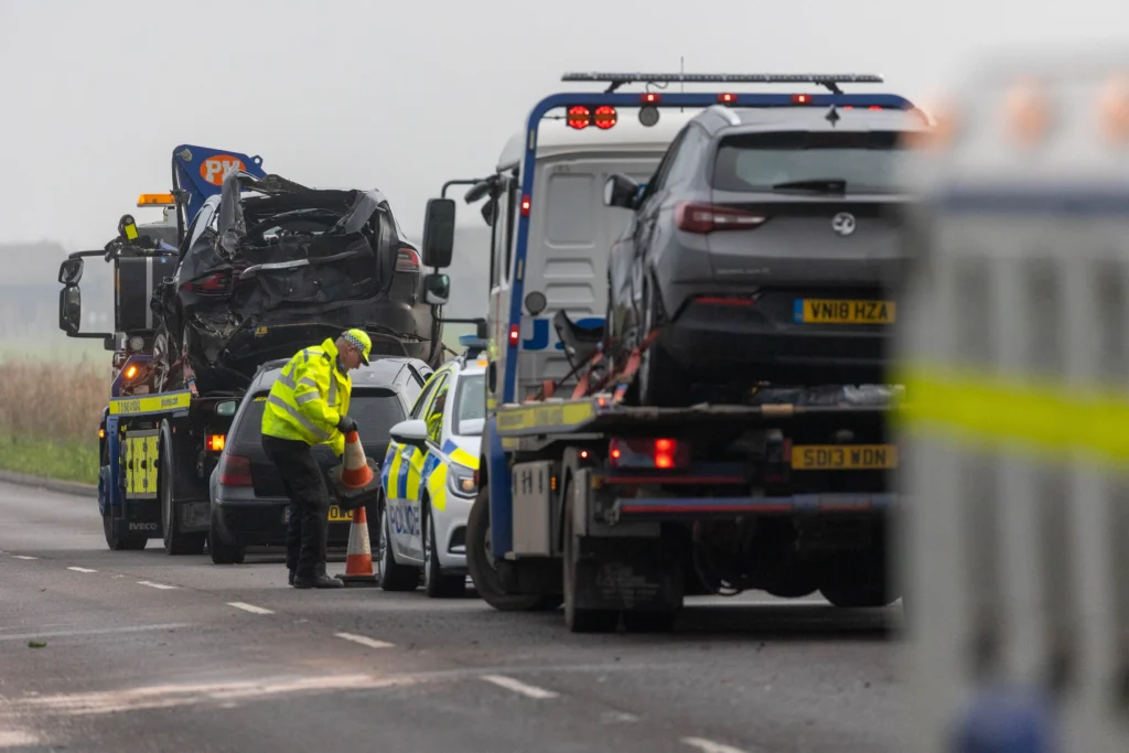 A47 re opens after lorry and four cars involved in crash ClickNews