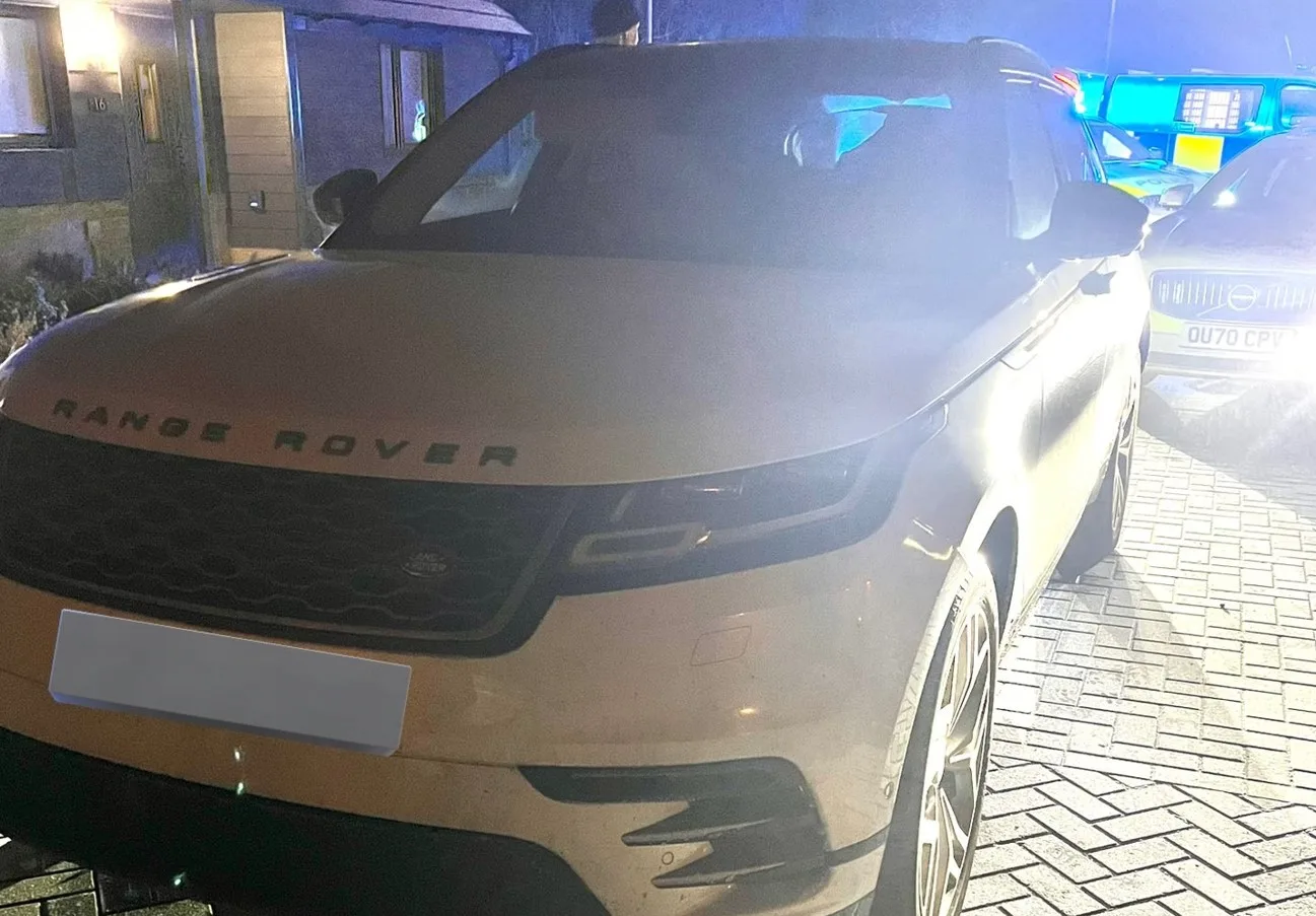 Police were alerted by a tracking company to this stolen Range Rover missing from the Thames Valley area entering Cambridgeshire.