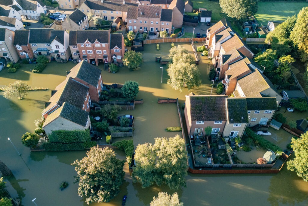 Floods:. Brook Street, St Neots Picture by Terry Harris.