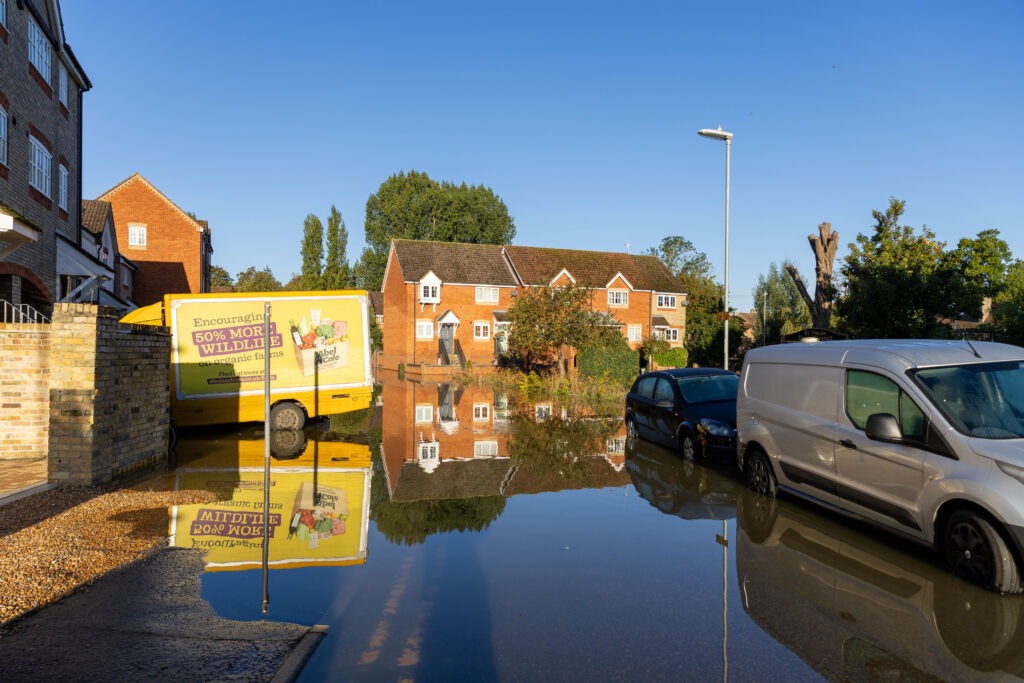 Floods:. Brook Street, St Neots Picture by Terry Harris.