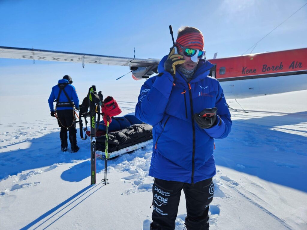 Expected to take him 40 days, Jonny Huntington will be battling minus 40 degree temperatures and vicious winds, all whilst pulling a 110kg sled and managing his physical limitations. 