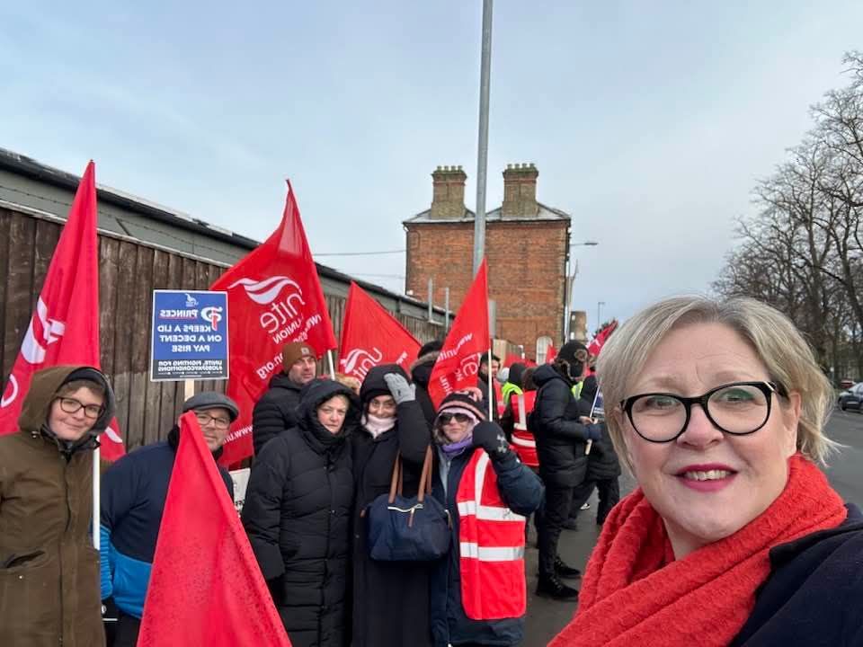 The Fenland Unite Community Facebook group says Wisbech Princes workers are on strike ‘for fair pay for the job and management promises to be honoured. Great support from the public and backing from Wisbech, March and District Trades Union Council’ 